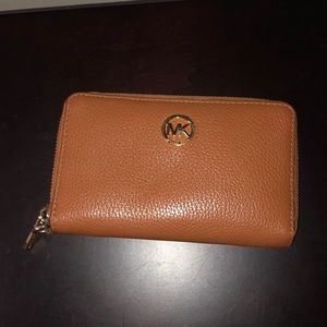 Micheal Kors wallet